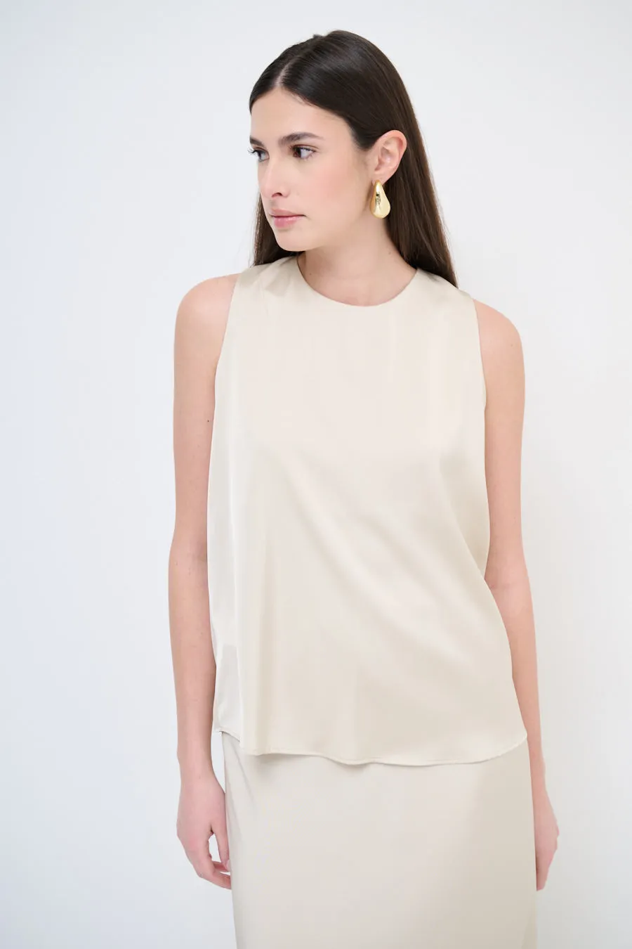 Draped sleeveless blouse wholesale